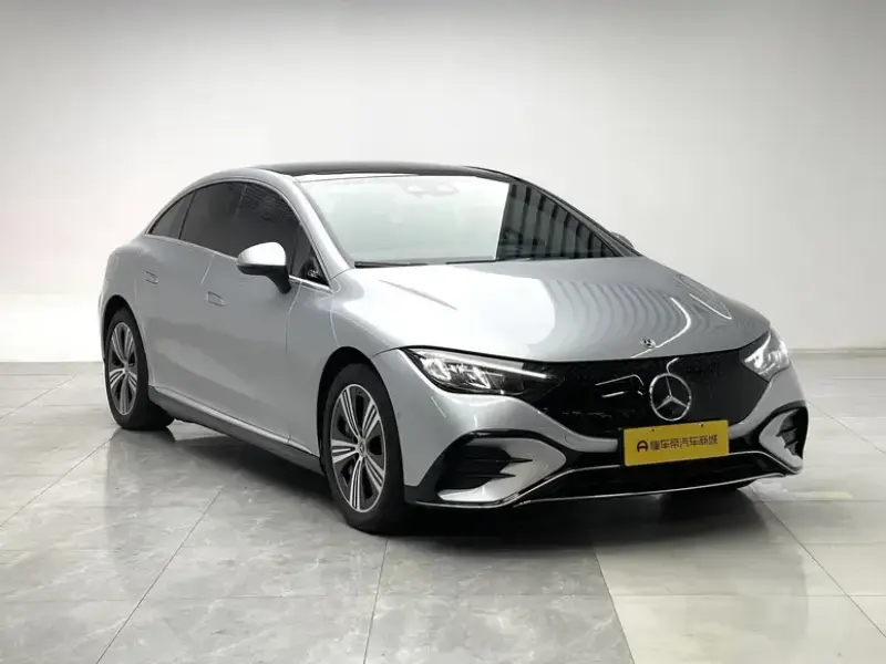 2022 Mercedes-Benz EQE с пробегом 40 900 км
