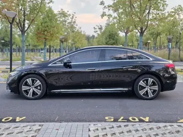 2022 Mercedes-Benz EQE с пробегом 79 000 км