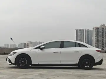 2022 Mercedes-Benz EQE с пробегом 50 800 км