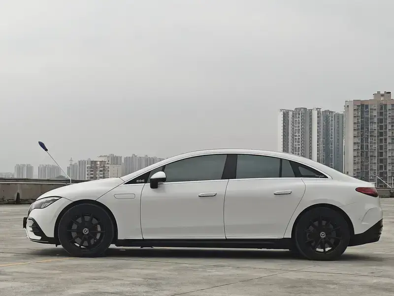 2022 Mercedes-Benz EQE с пробегом 50 800 км