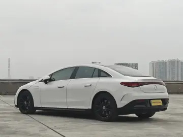 2022 Mercedes-Benz EQE с пробегом 50 800 км