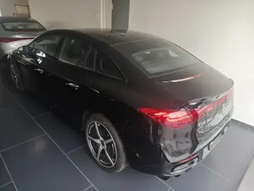 2022 Mercedes-Benz EQE с пробегом 100 км