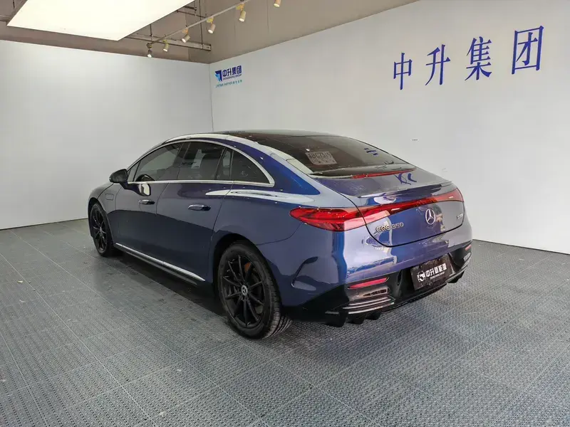 2022 Mercedes-Benz EQE с пробегом 56 600 км
