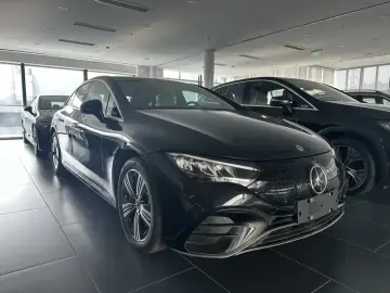 2025 Mercedes-Benz EQE с пробегом 100 км
