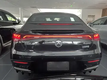 2025 Mercedes-Benz EQE с пробегом 100 км