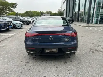 2025 Mercedes-Benz EQE с пробегом 100 км