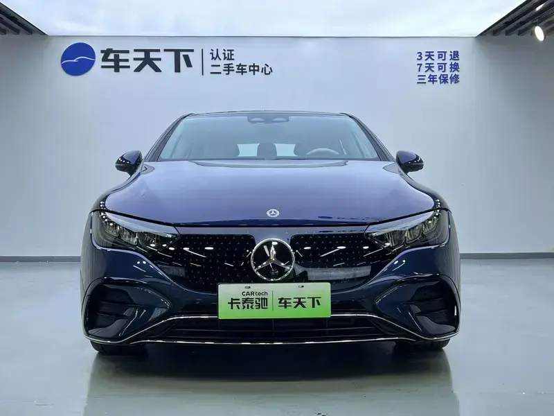 2025 Mercedes-Benz EQE с пробегом 46 000 км