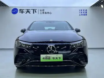 2025 Mercedes-Benz EQE с пробегом 30 000 км