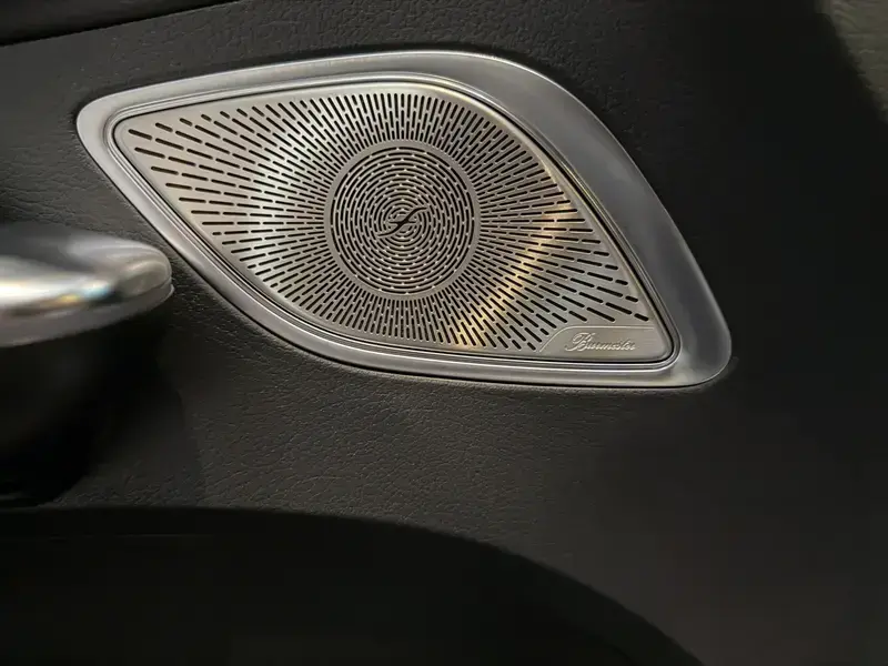 2022 Mercedes-Benz EQE с пробегом 58 000 км
