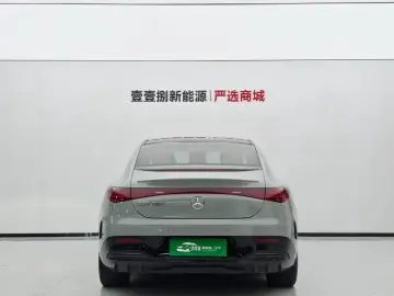 2022 Mercedes-Benz EQE с пробегом 46 000 км