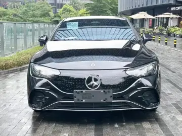 2023 Mercedes-Benz EQE SUV с пробегом 108 000 км