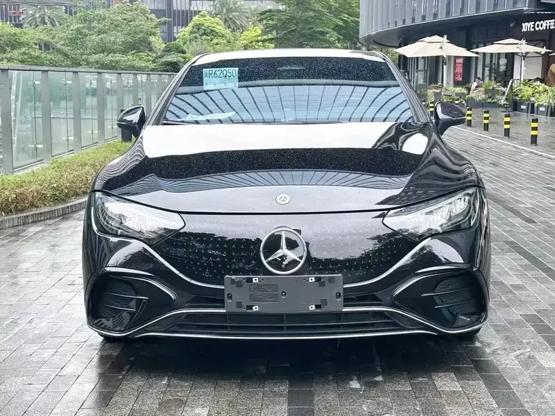 2023 Mercedes-Benz EQE SUV с пробегом 108 000 км