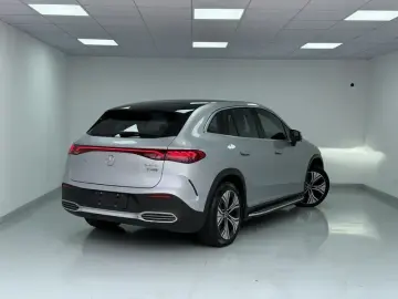 2023 Mercedes-Benz EQE SUV с пробегом 72 400 км