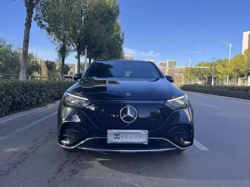 2024 Mercedes-Benz EQE SUV с пробегом 18 000 км