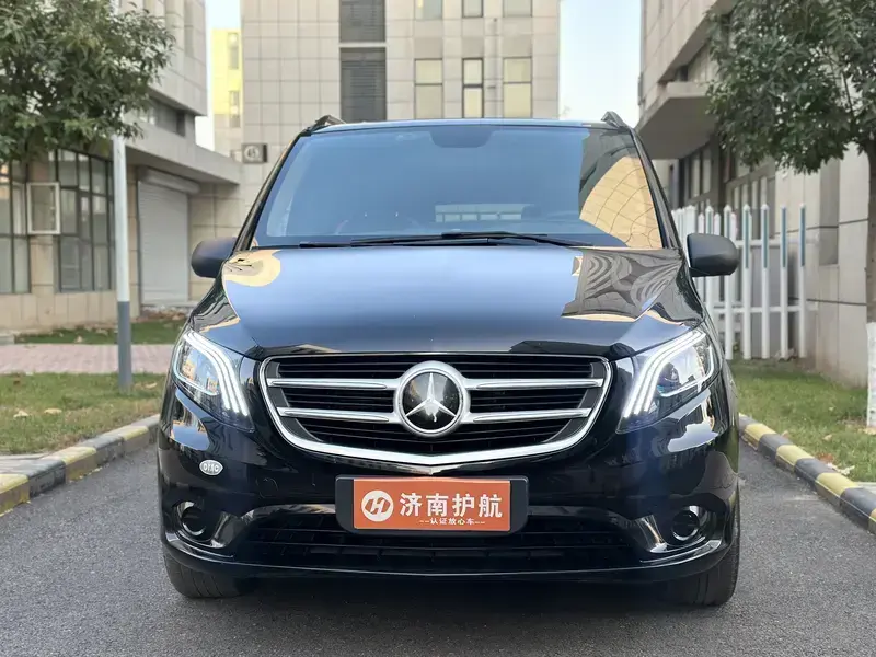 2017 Mercedes-Benz Metris с пробегом 70 000 км
