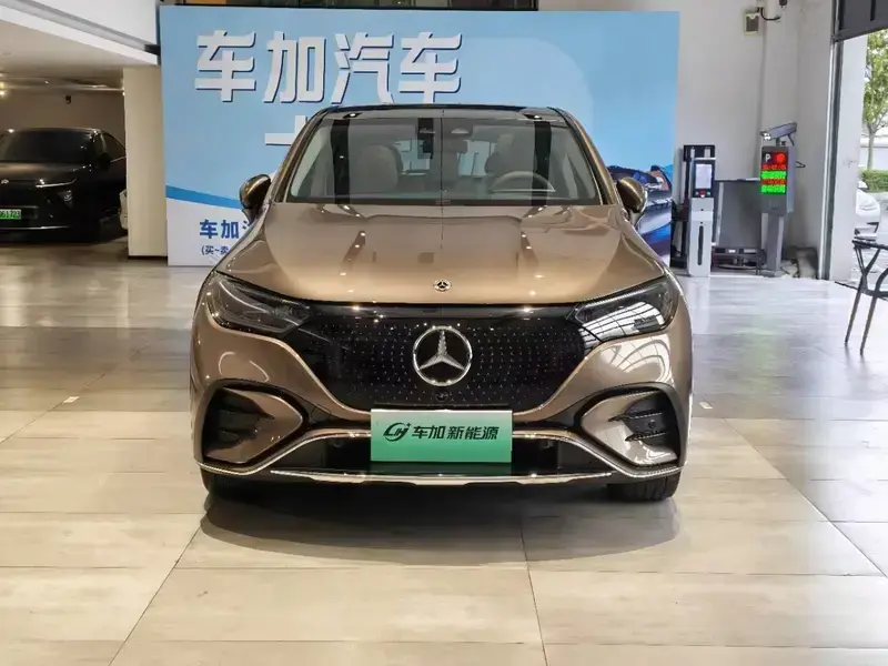 2023 Mercedes-Benz EQE SUV с пробегом 26 300 км