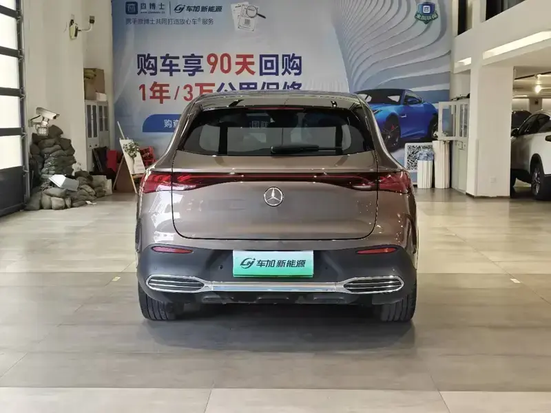 2023 Mercedes-Benz EQE SUV с пробегом 26 300 км