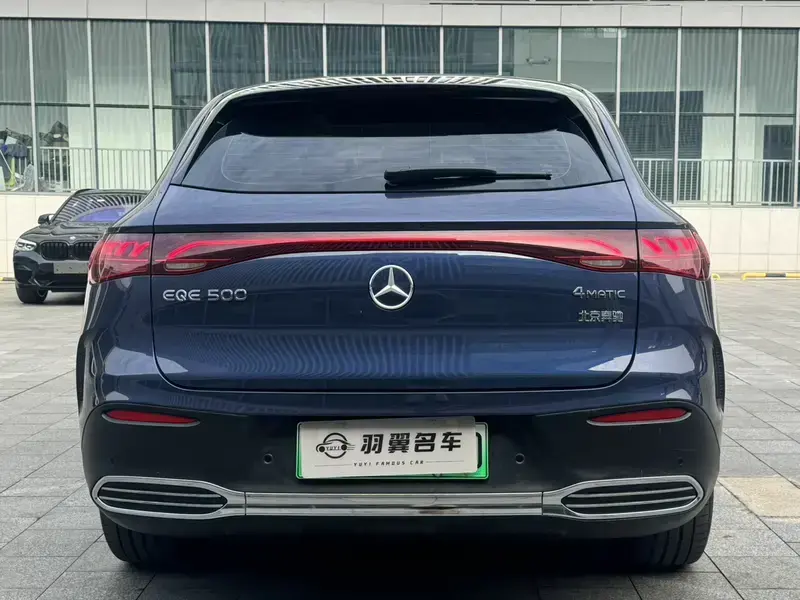 2024 Mercedes-Benz EQE SUV с пробегом 21 000 км