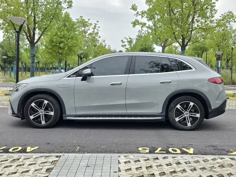 2023 Mercedes-Benz EQE SUV с пробегом 73 000 км