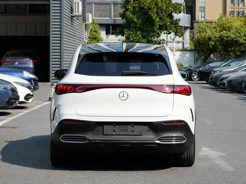 2023 Mercedes-Benz EQE SUV с пробегом 51 000 км