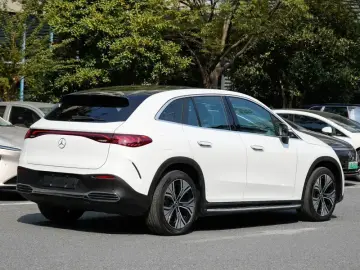 2023 Mercedes-Benz EQE SUV с пробегом 51 000 км