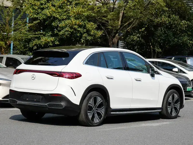 2023 Mercedes-Benz EQE SUV с пробегом 51 000 км