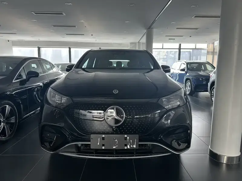 2024 Mercedes-Benz EQE SUV с пробегом 100 км