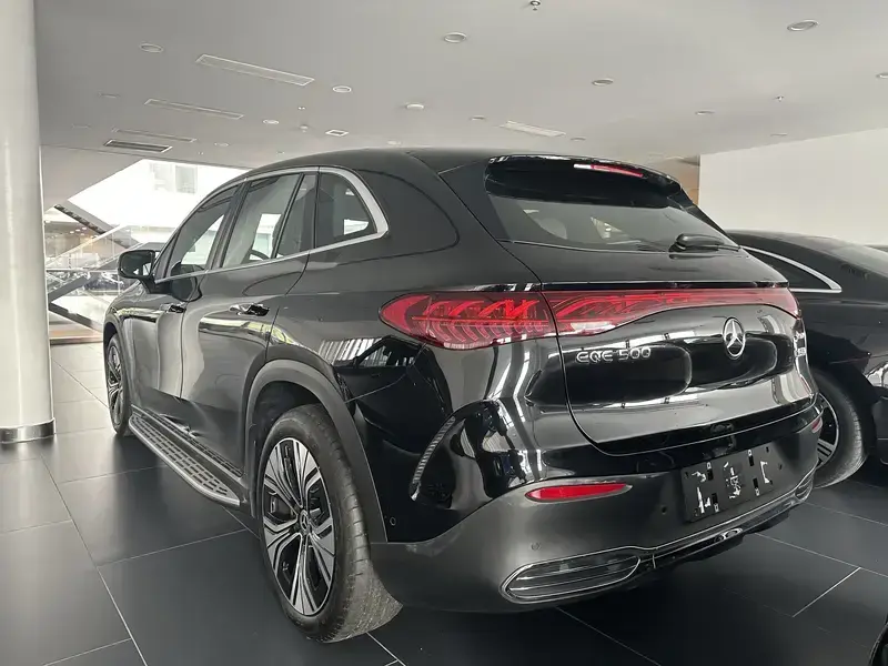 2024 Mercedes-Benz EQE SUV с пробегом 100 км