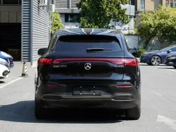 2024 Mercedes-Benz EQE SUV с пробегом 200 км