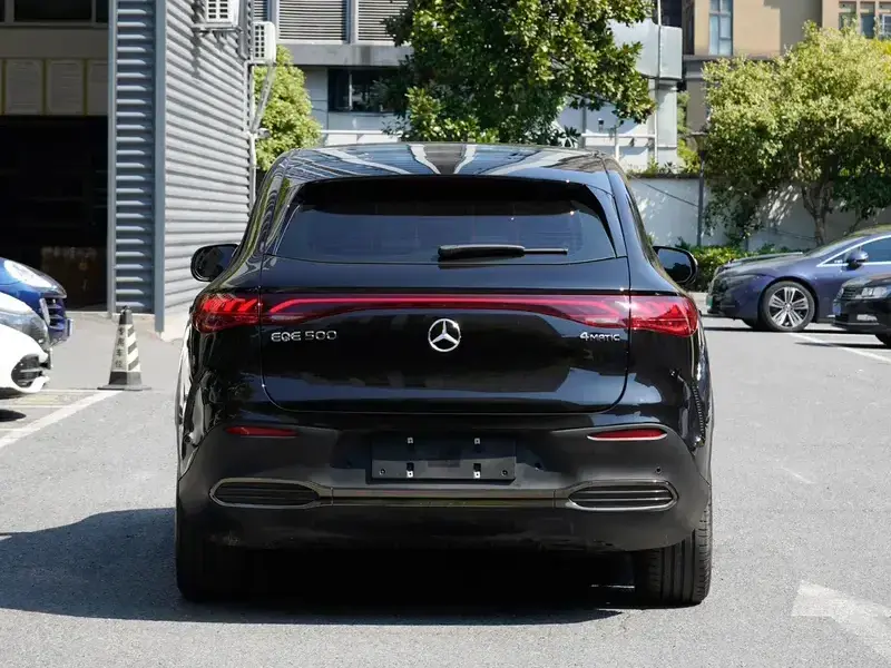 2024 Mercedes-Benz EQE SUV с пробегом 200 км