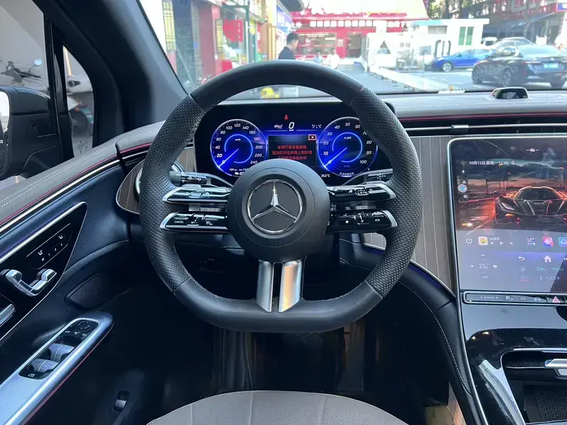 2024 Mercedes-Benz EQE SUV с пробегом 21 000 км
