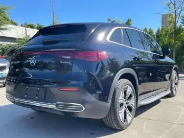 2024 Mercedes-Benz EQE SUV с пробегом 5 000 км