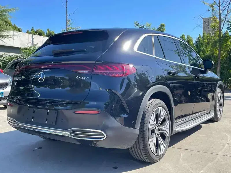 2024 Mercedes-Benz EQE SUV с пробегом 5 000 км