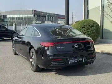 2025 Mercedes-Benz EQS с пробегом 100 км