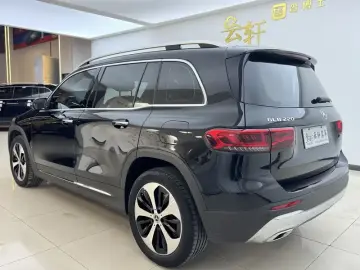 2023 Mercedes-Benz GLB с пробегом 54 000 км