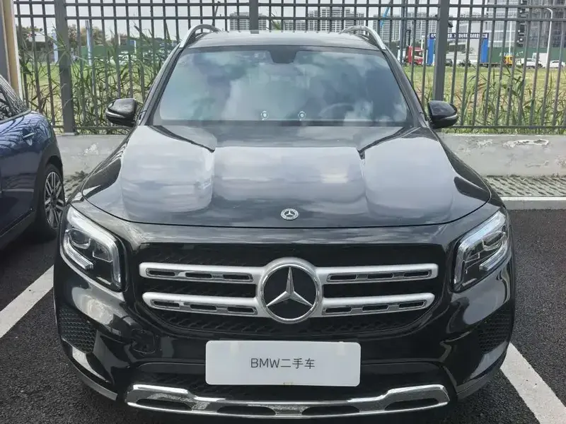 2023 Mercedes-Benz GLB с пробегом 43 000 км