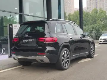 2025 Mercedes-Benz GLB с пробегом 40 000 км