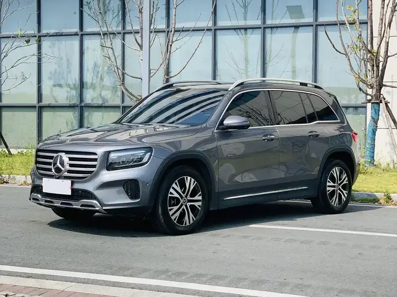 2025 Mercedes-Benz GLB с пробегом 28 000 км