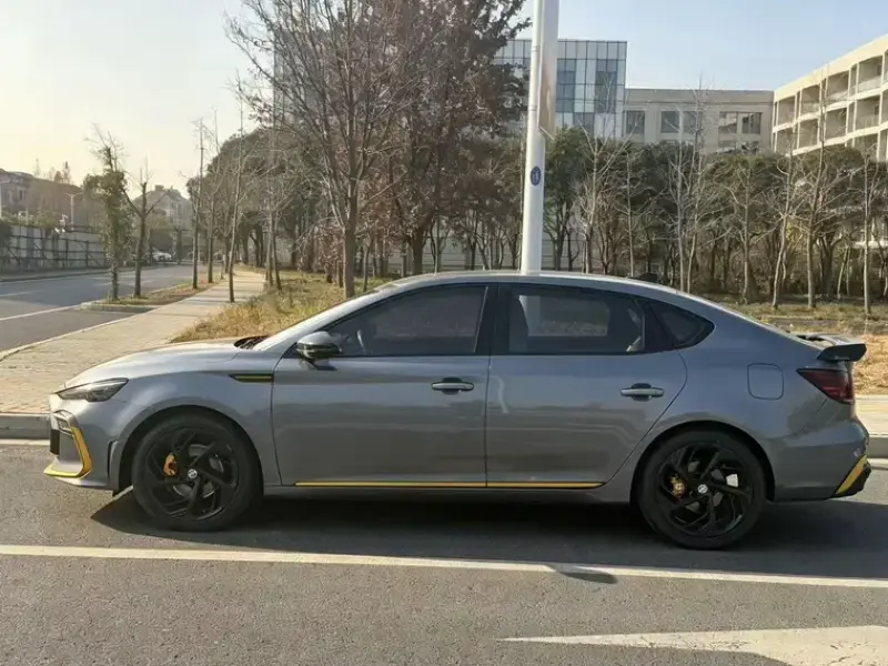2021 MG 6 с пробегом 47 000 км