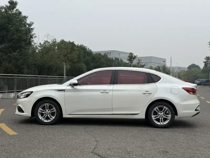 2017 MG 6 с пробегом 63 500 км