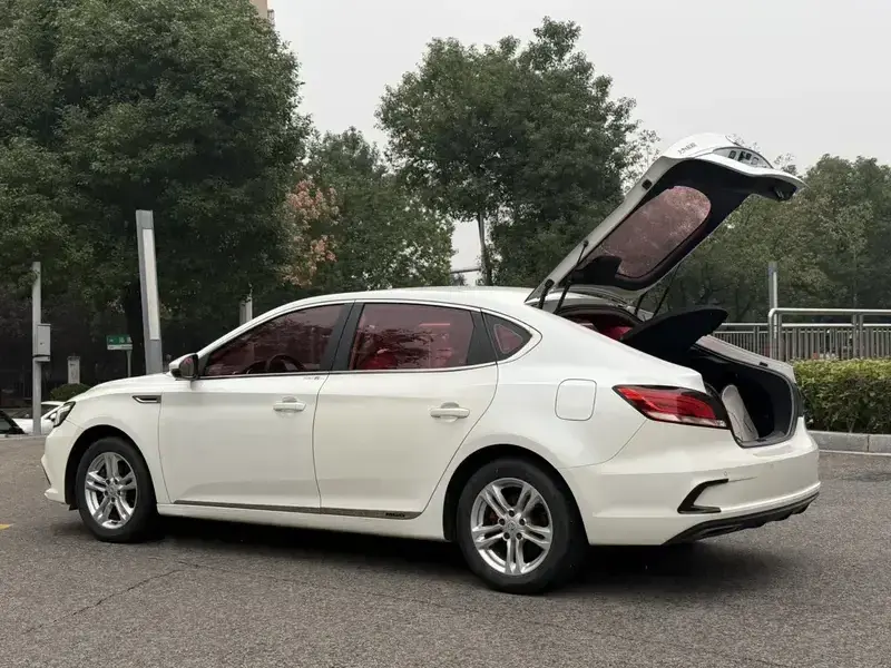2017 MG 6 с пробегом 63 500 км