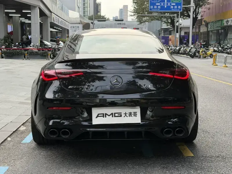 2026 Mercedes-Benz CLE AMG с пробегом 14 000 км