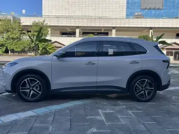 2025 MG ES5 с пробегом 45 000 км