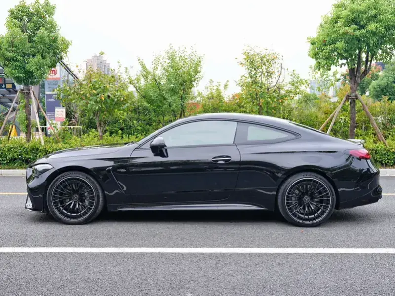 2025 Mercedes-Benz CLE AMG с пробегом 17 000 км