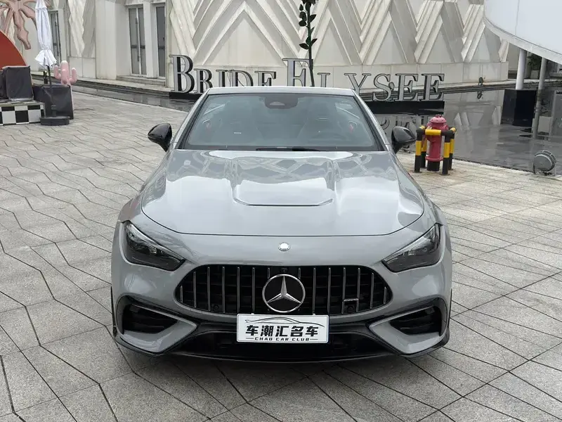 2025 Mercedes-Benz CLE AMG с пробегом 8 000 км