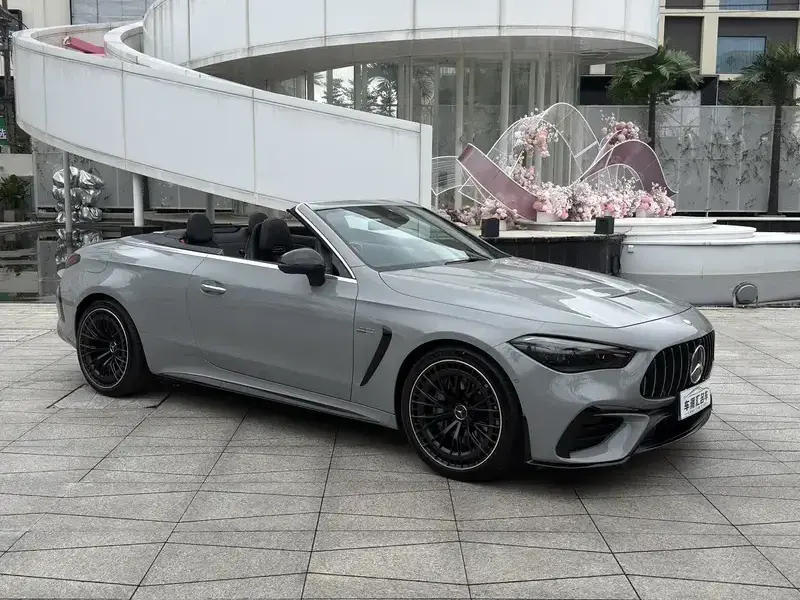 2025 Mercedes-Benz CLE AMG с пробегом 8 000 км