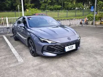 2023 MG 7 с пробегом 11 000 км