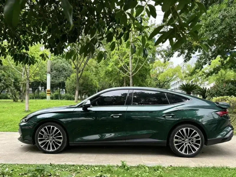 2023 MG 7 с пробегом 10 000 км