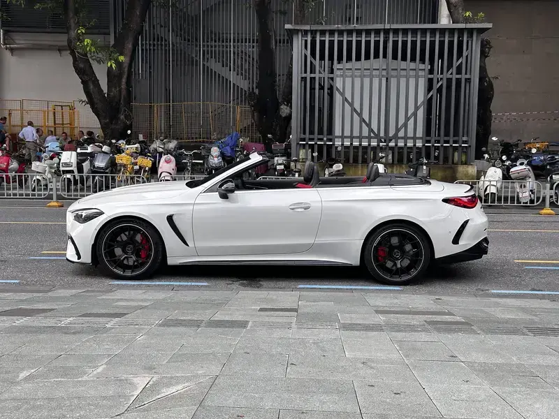2025 Mercedes-Benz CLE AMG с пробегом 17 000 км