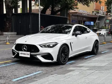 2025 Mercedes-Benz CLE AMG с пробегом 8 000 км